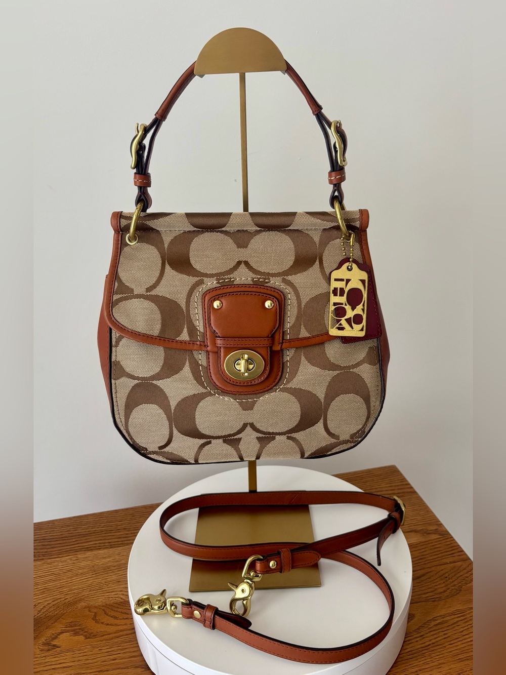 COACH “WILLIS” LIMITED EDITION - 70th ANNIVERSARY LEGACY CROSSBODY